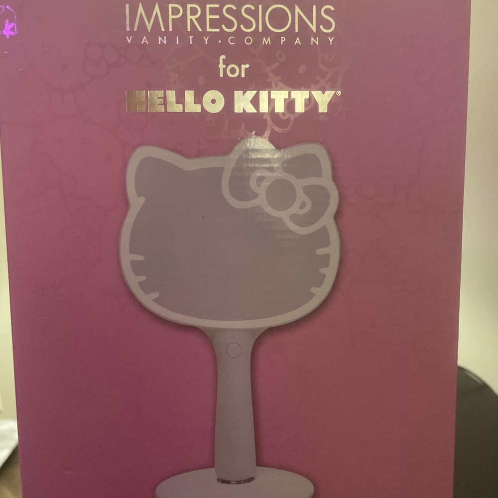 Impressions for Hello Kitty LED Hand Mirror